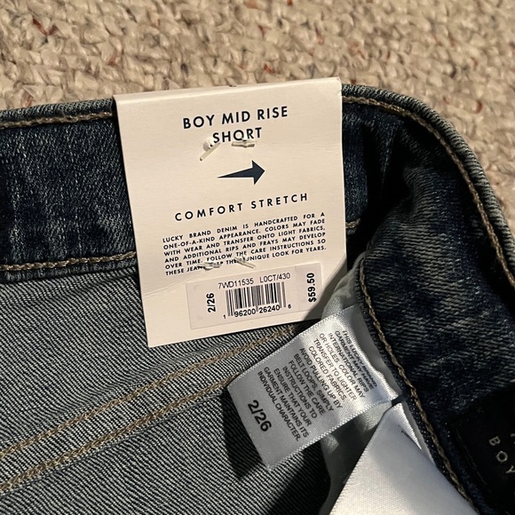 NWT Lucky Brand Boy Mid-Rise Short - Picture 2 of 6